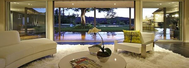 học cách thi công nội thất từ phòng khách của các siêu sao