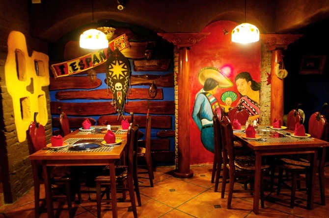 thi công nội thất nhà hàng 3