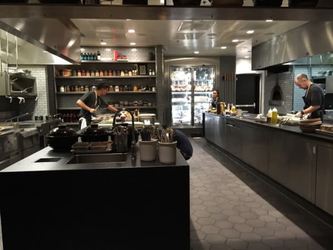 Thiết kế thi công nội thất nhà hàng 4