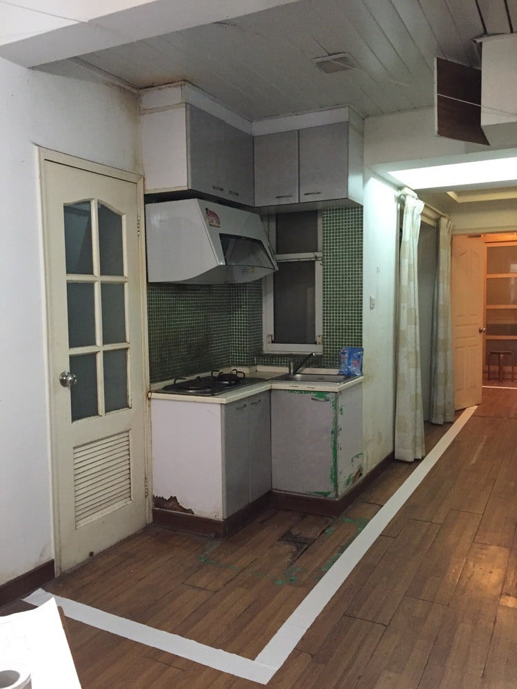 Căn hộ tối tăm lột xác với giá làm nội thất chung cư tiết kiệm bất ngờ 5 cải tạo căn hộ với giá làm nội thất chung cư rẻ bất ngờ 3