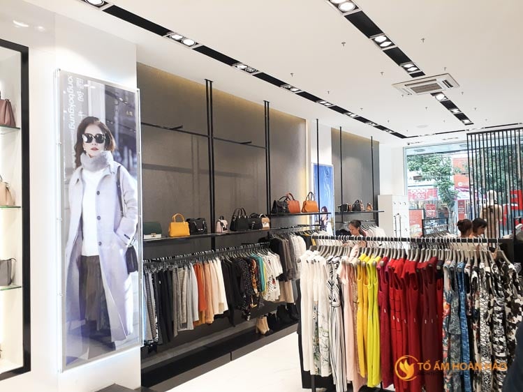 thiết kế thi công nội thất showroom thời trang Sohee Thanh Hóa 5